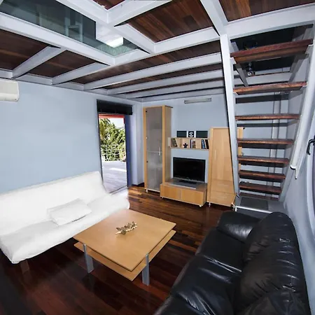 Palm Garden Villa *