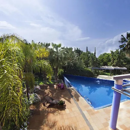Palm Garden Villa *